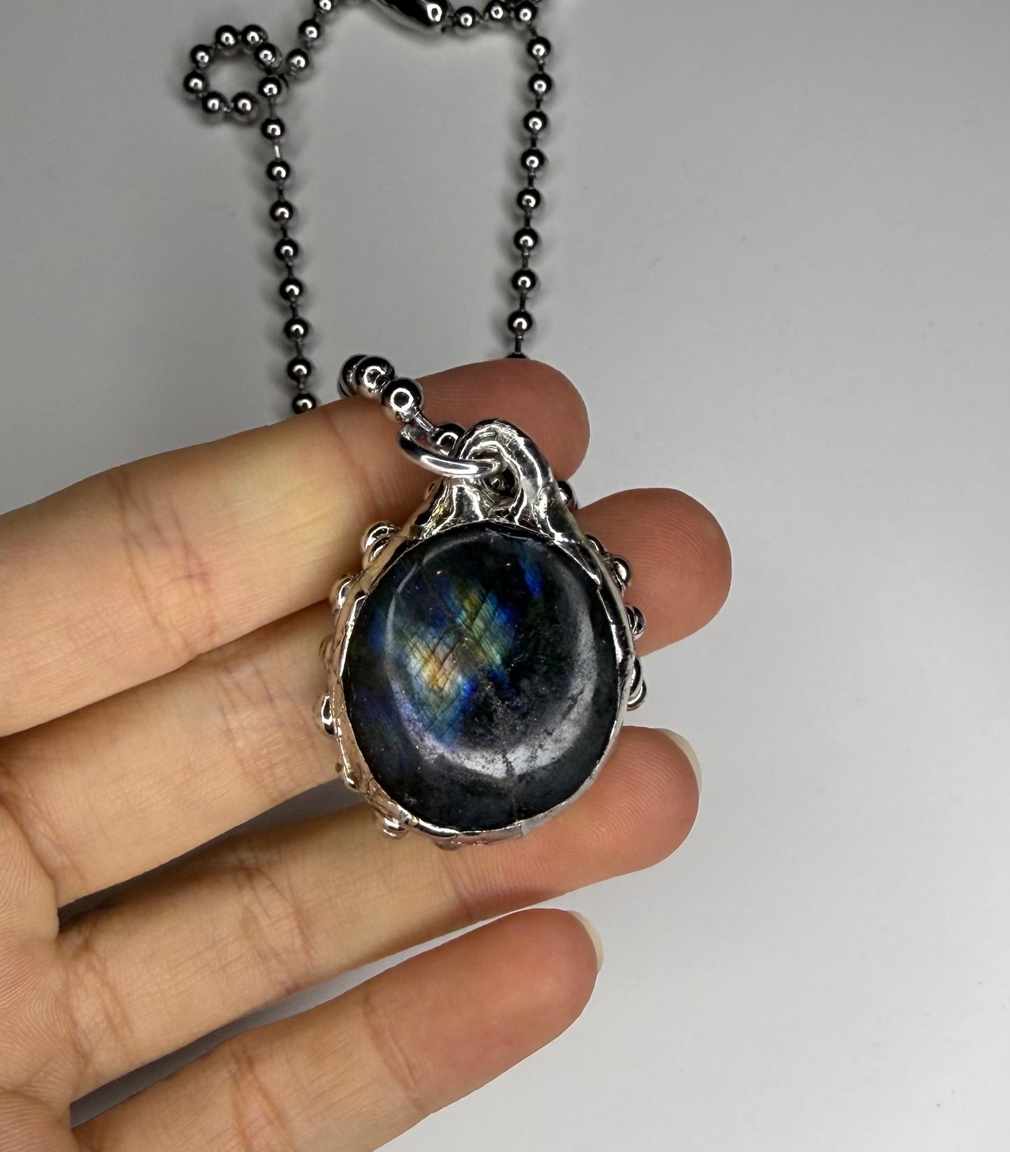 Bubbly Labradorite Necklace